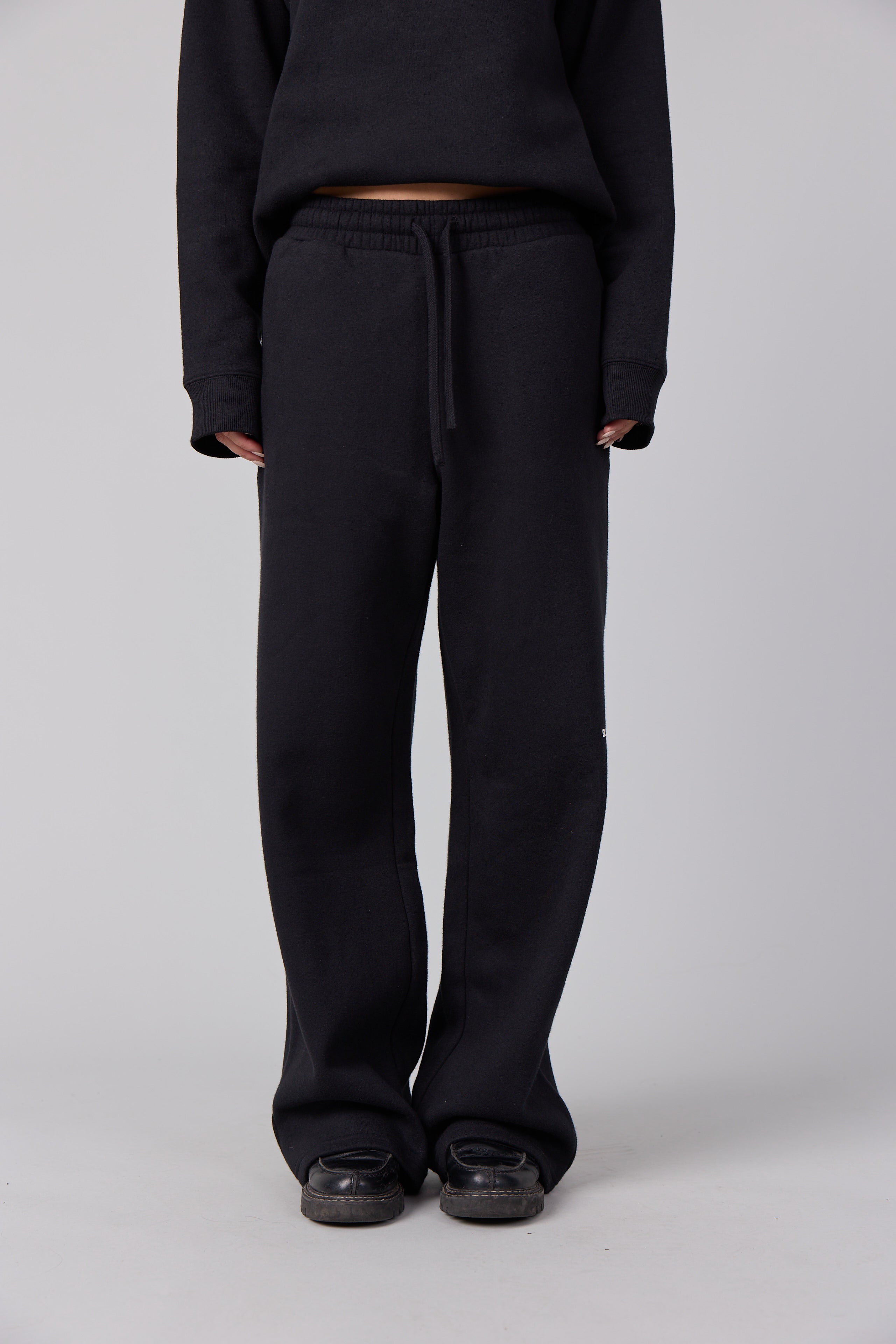 11IMPACT STRAIGHT SWEAT PANT hover