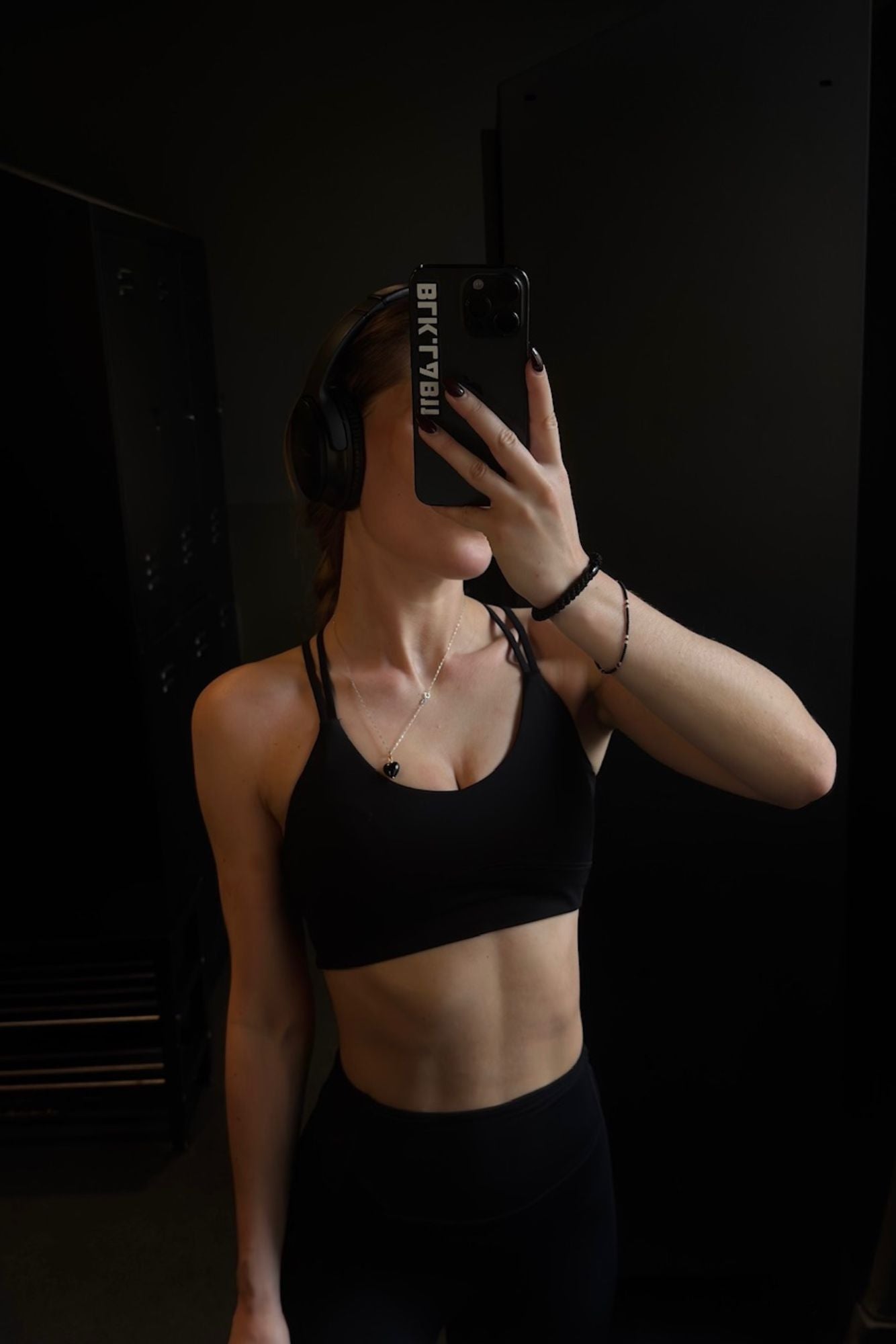 11BOLD SPORTS BRA hover