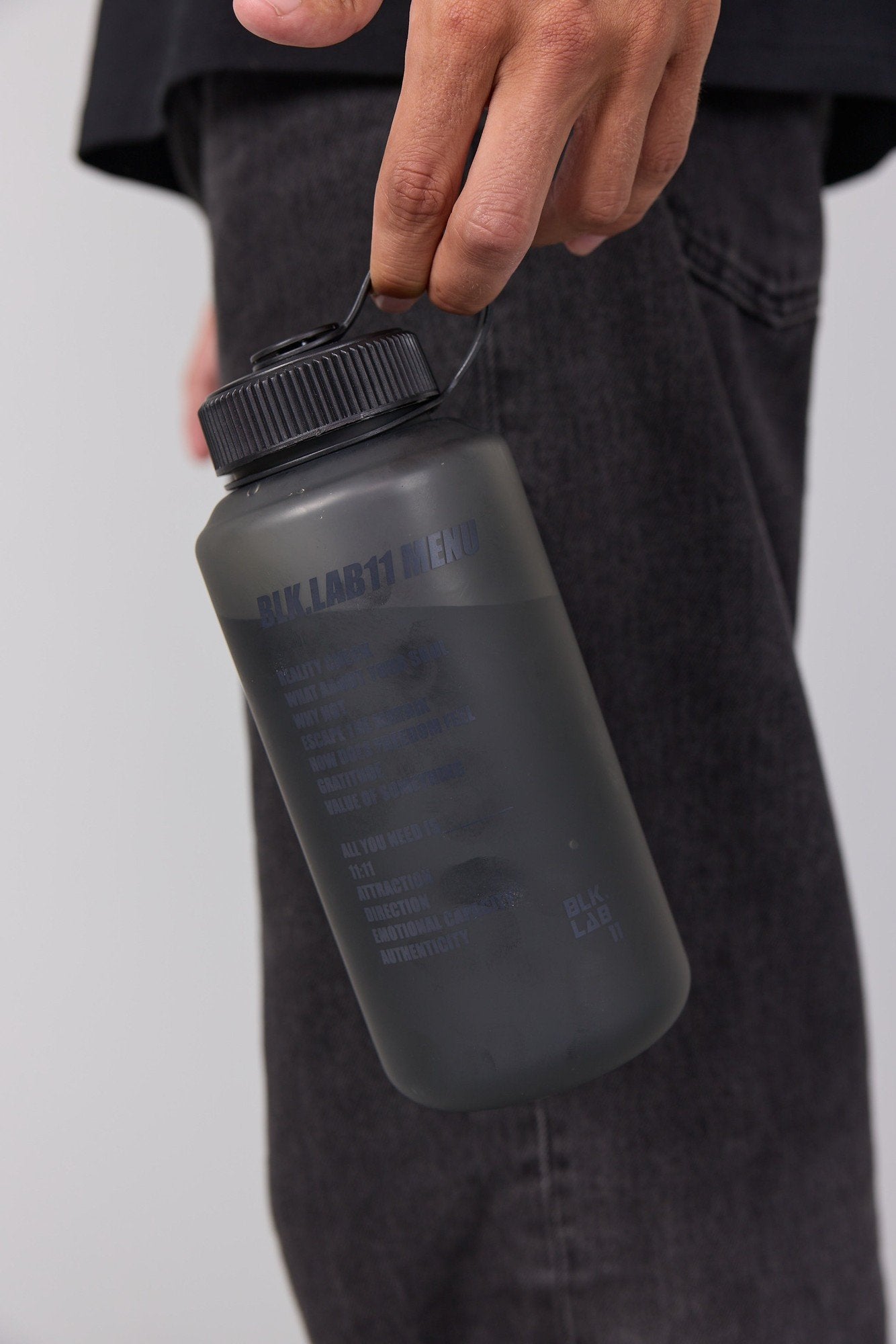 11HYDRATE WATER BOTTLE