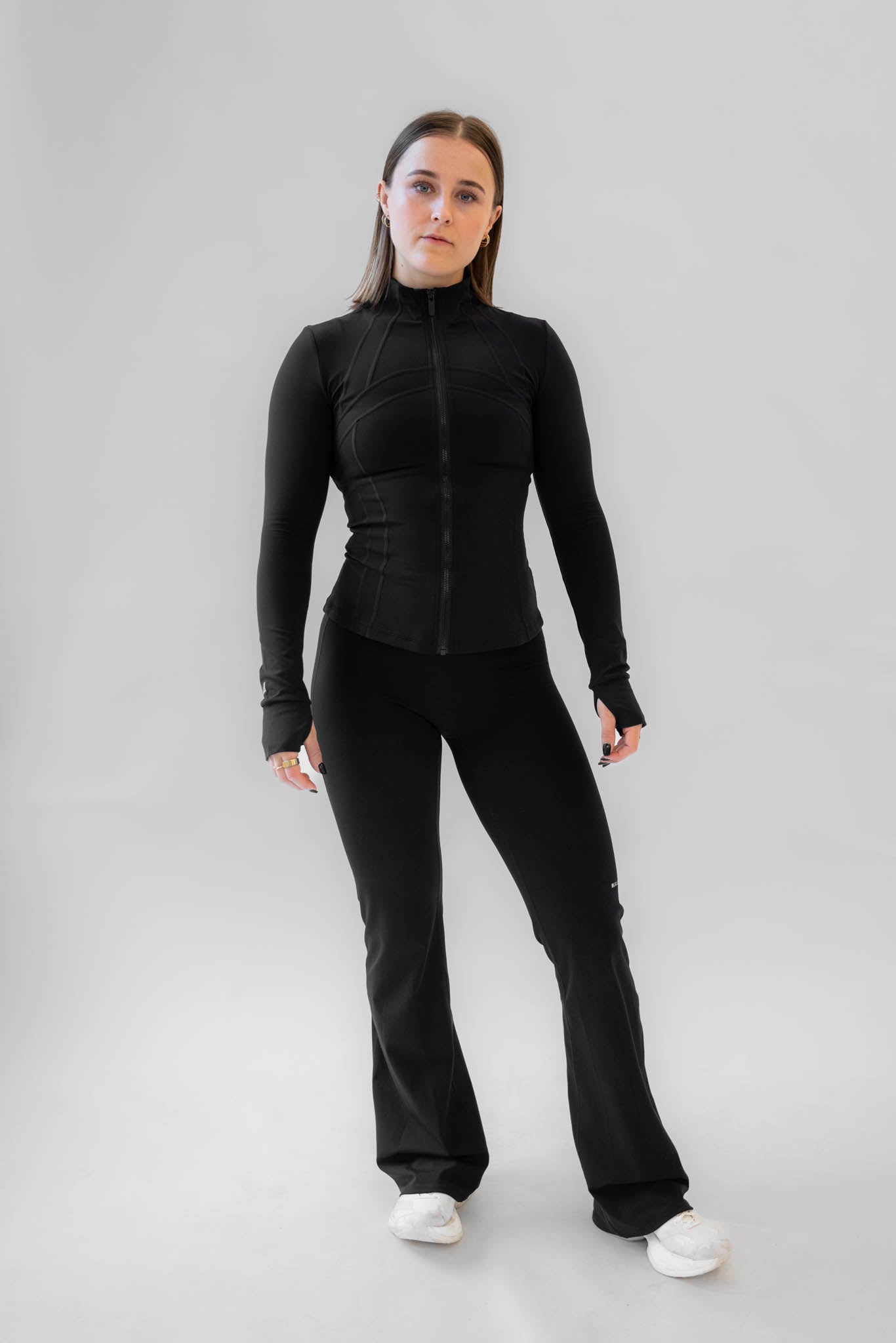 11GROUNDING FLARED PANT