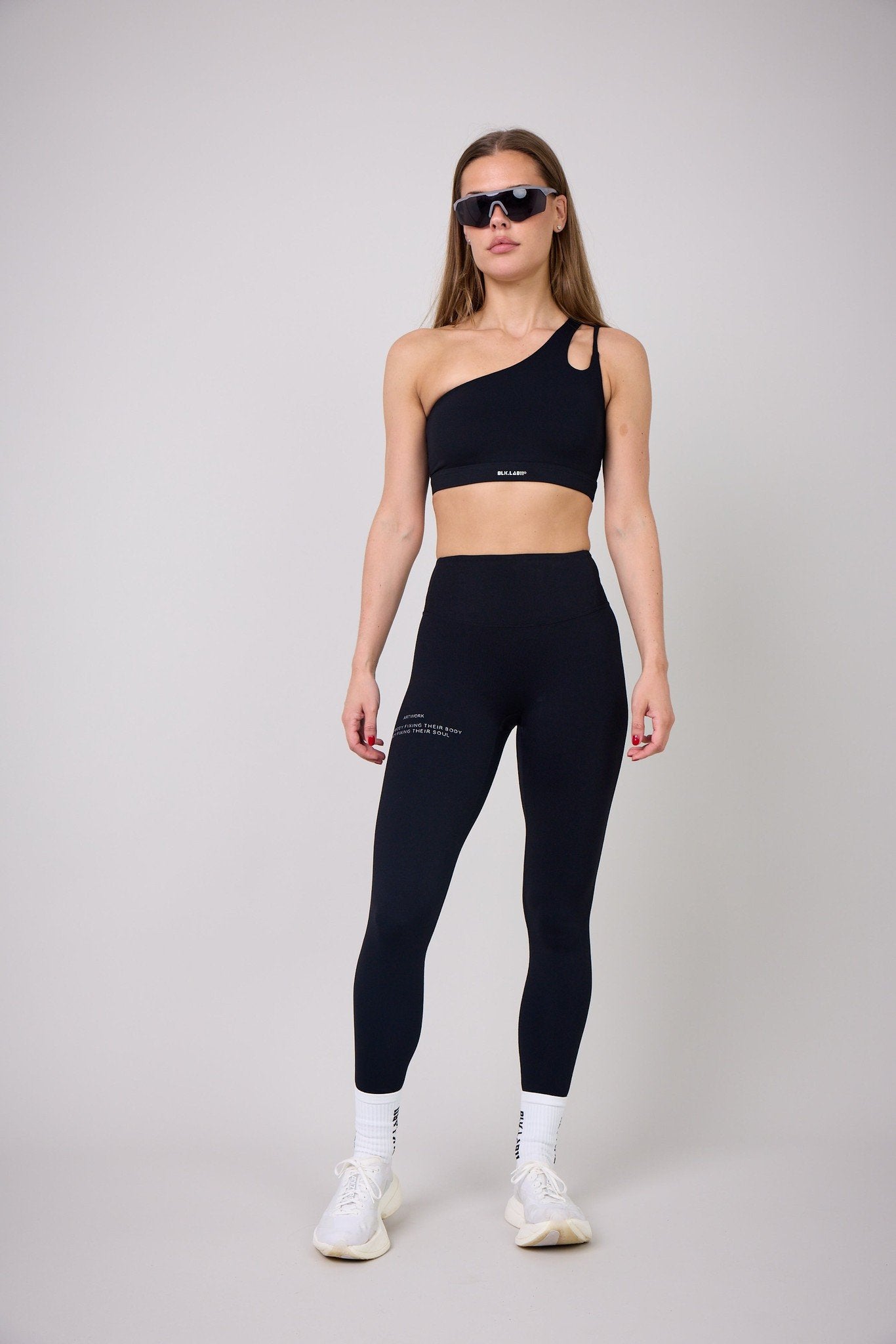 11SHINE SPORTS BRA hover