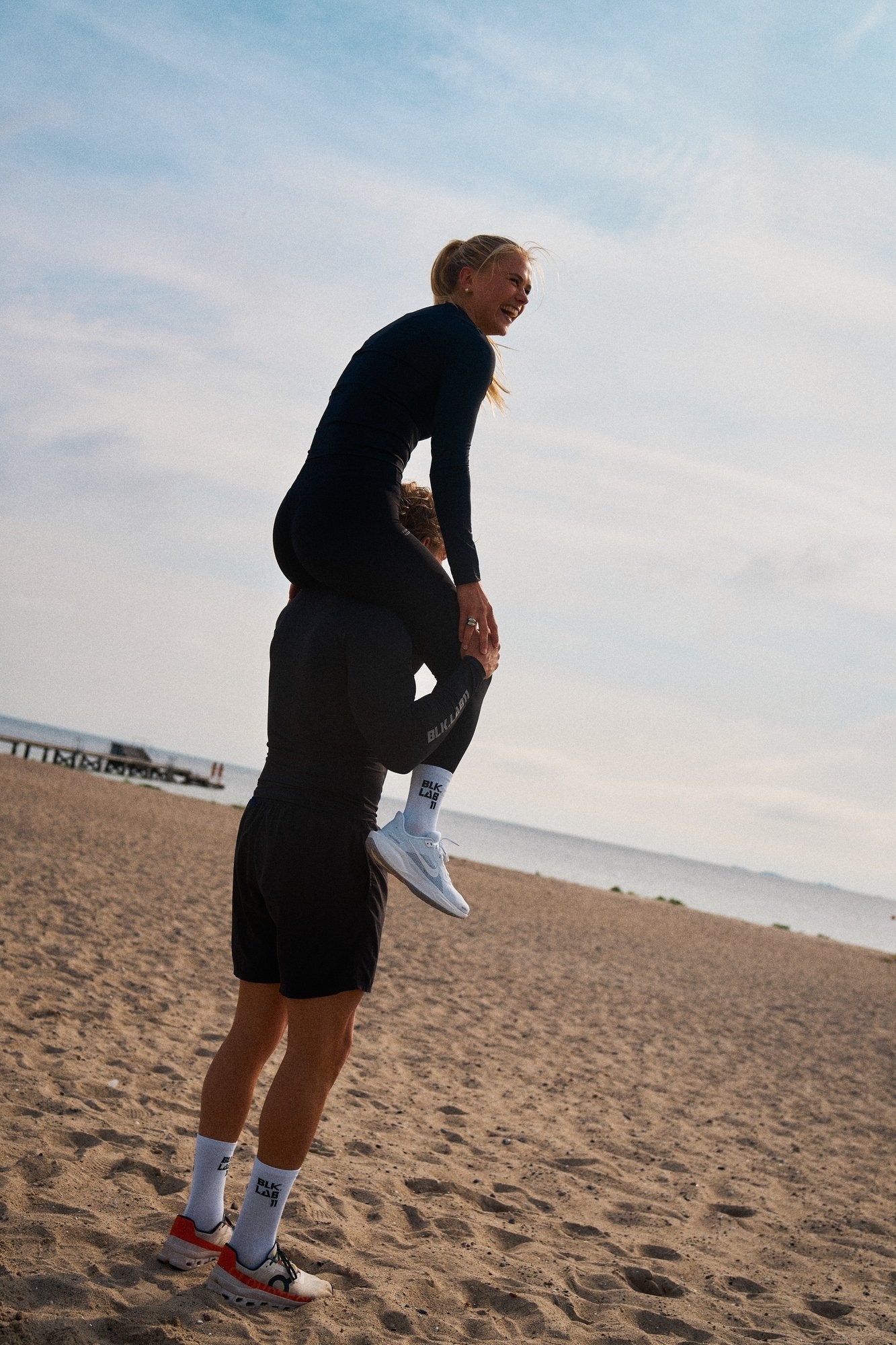 11BASECAMP 2-PACK SOCKS