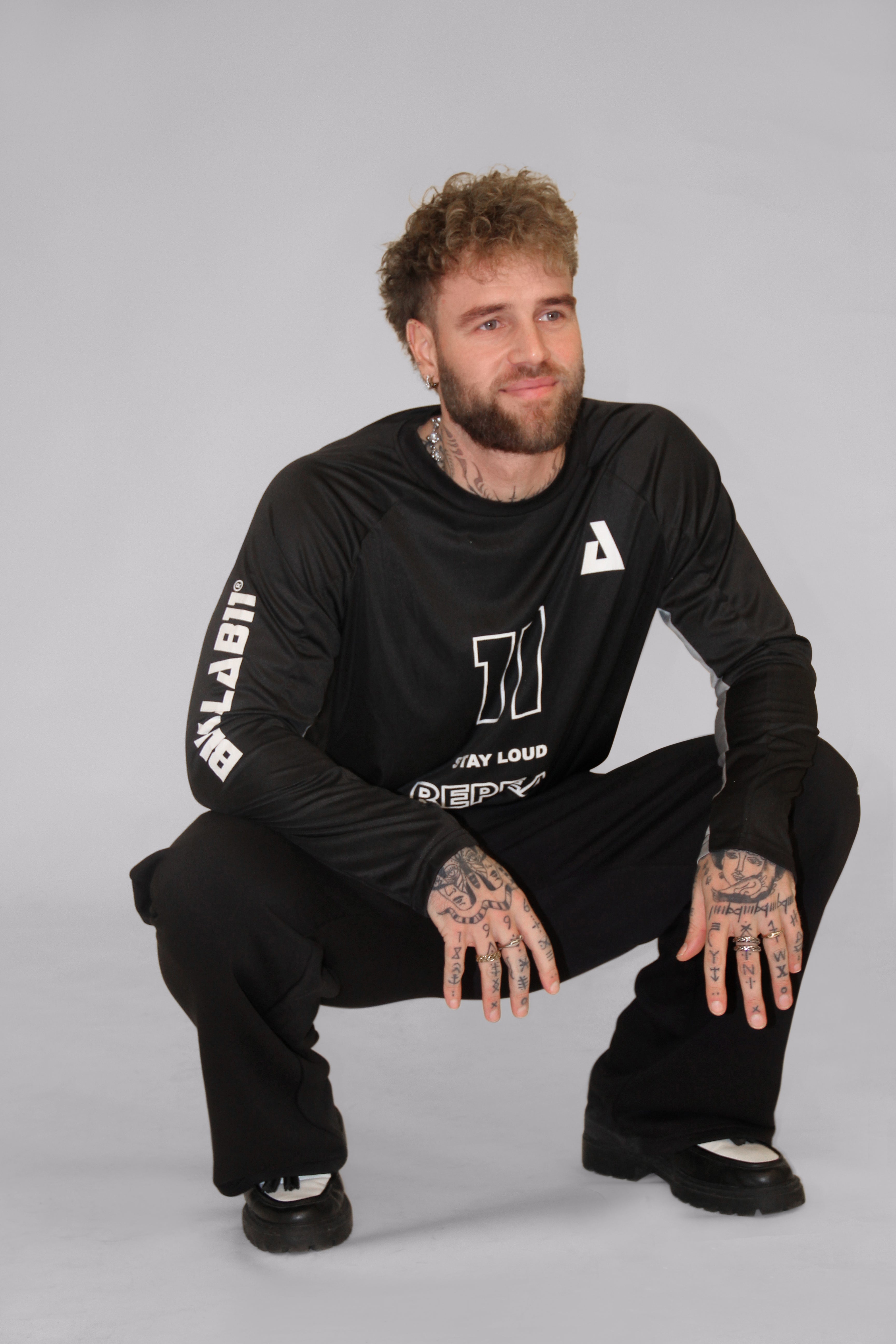 11ATHLETIC LS BLOUSE hover